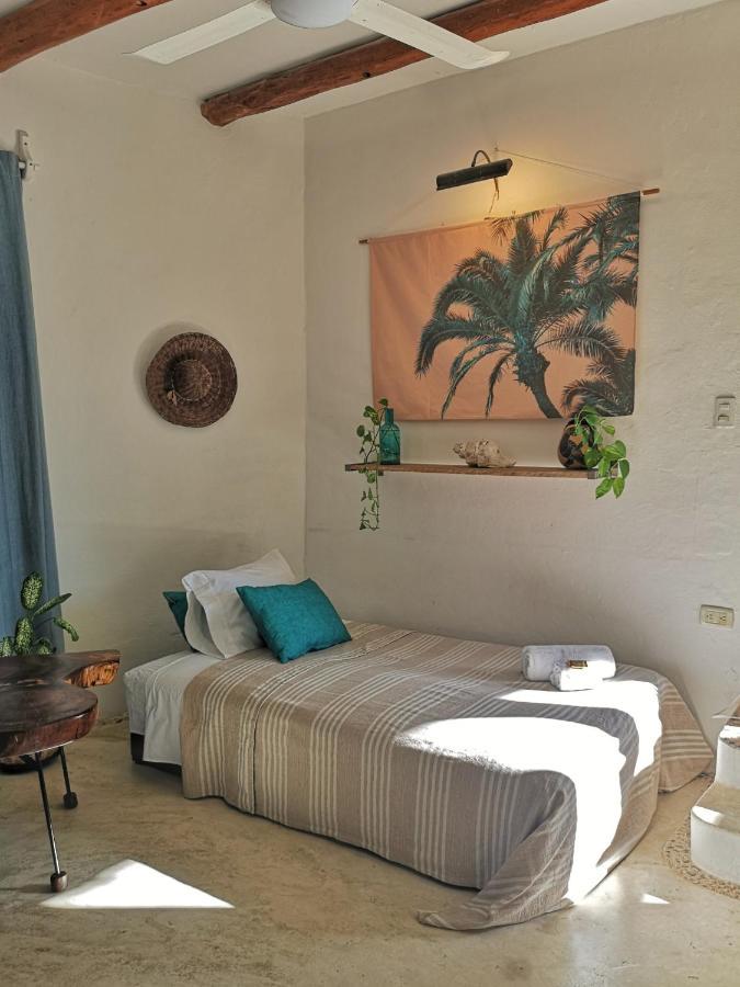 Casa Cacahuate Holbox-Casa Entera Con Jardin-Whole House With Garden Villa Exteriör bild